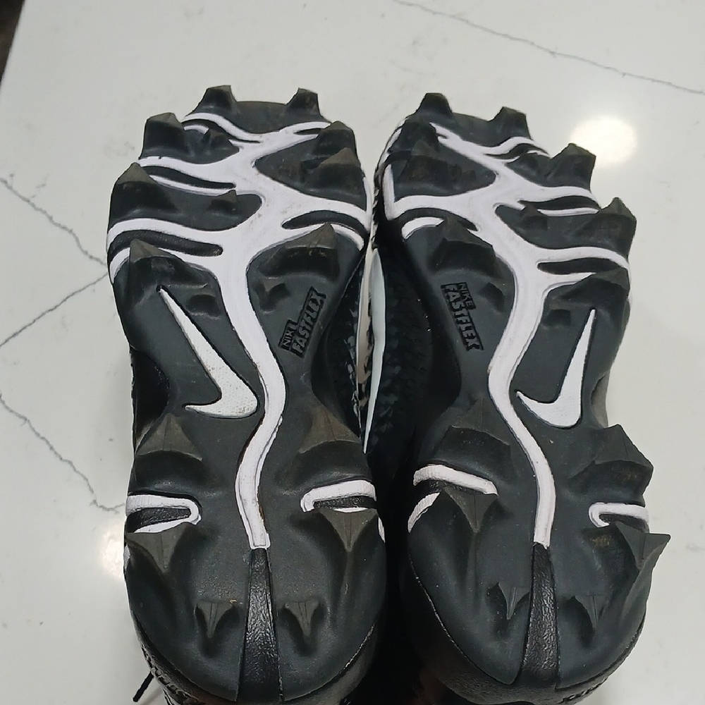 Nike Alpha Black Cleats, Nike Alpha Menace 2 Shark, Sz 8.5, Pre-owned, Good Cond - Picture 4 of 4